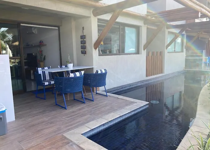 Flat Polinésia Térreo Piscina Privativa